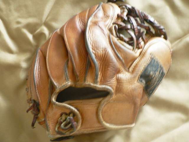 Ray Dabek Nokona Back